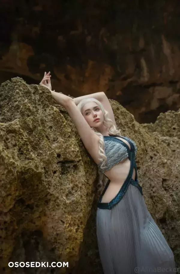  Alina Becker  Daenerys - 7