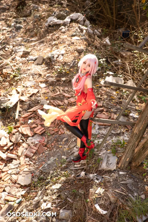 G44 Wa Kizutsukanai - Inori Yuzuriha - Guilty Crown - 1