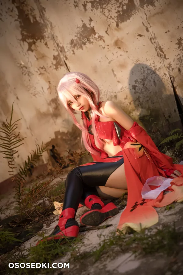 G44 Wa Kizutsukanai - Inori Yuzuriha - Guilty Crown - 10