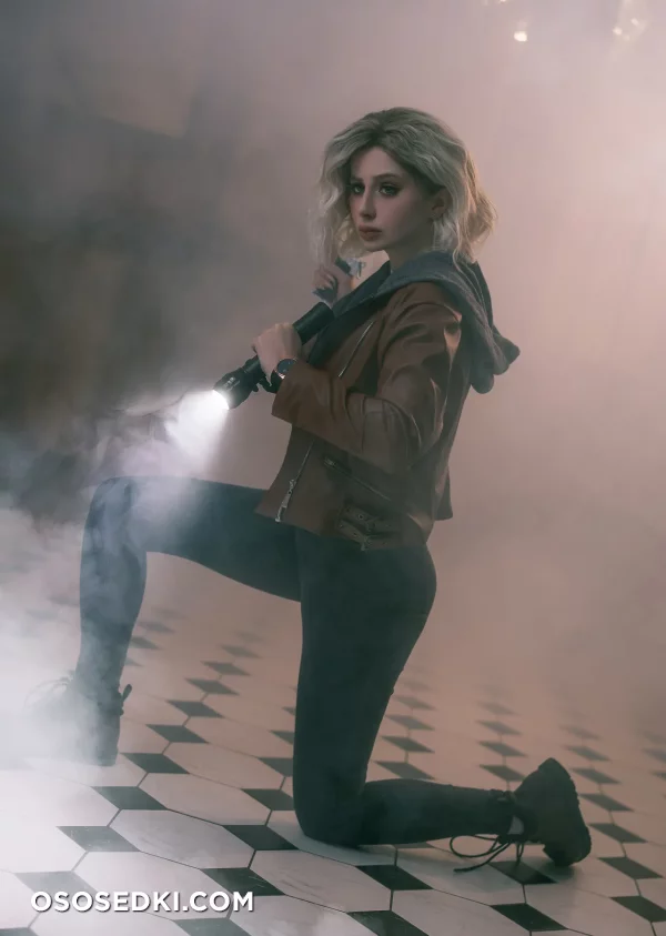 Daria Kravets  Fishy Cosplay - Grace Ashcroft - Resident Evil  Biohazard - 14
