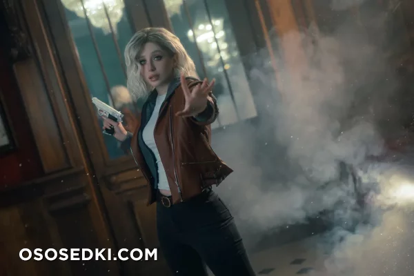 Daria Kravets  Fishy Cosplay - Grace Ashcroft - Resident Evil  Biohazard - 16