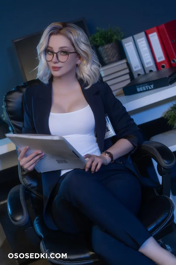 Daria Kravets  Fishy Cosplay - Grace Ashcroft - Resident Evil  Biohazard - 49