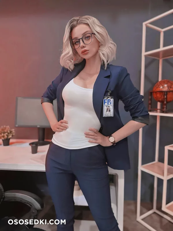 Daria Kravets  Fishy Cosplay - Grace Ashcroft - Resident Evil  Biohazard - 79