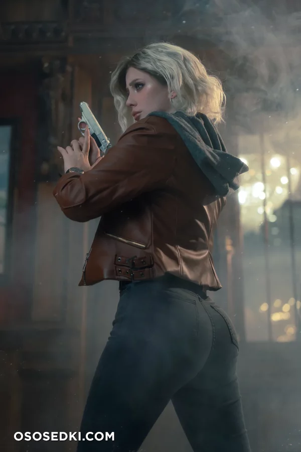 Daria Kravets  Fishy Cosplay - Grace Ashcroft - Resident Evil  Biohazard - 84