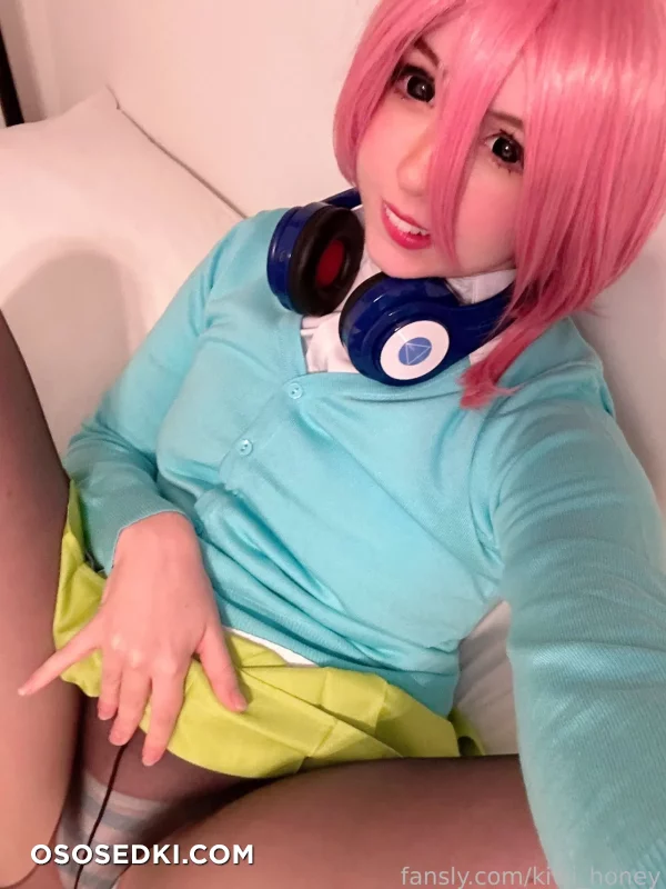 Kiwi Honey - Miku Nakano - Gotoubun No Hanayome  The Quintessential Quintuplets - 2