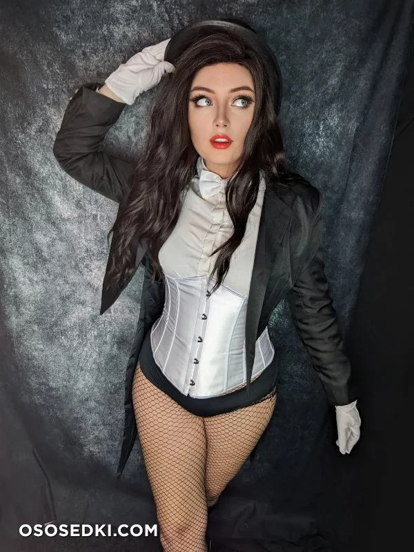 Kate Gray - Zatanna Zatara - Justice League - 3