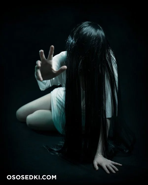 Victoria Lirell - Sadako Yamamura - The Ring - 27