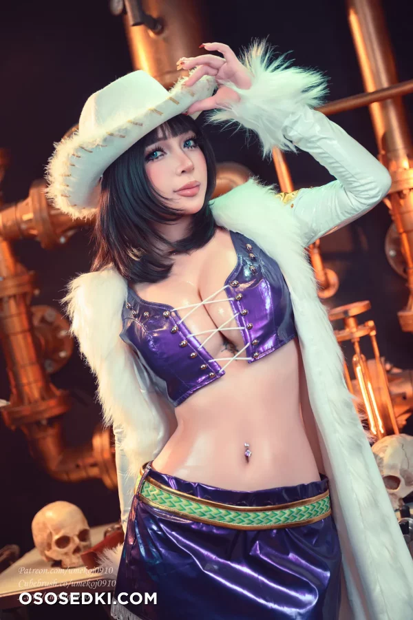 Umeko J - Nico Robin - One Piece - 15