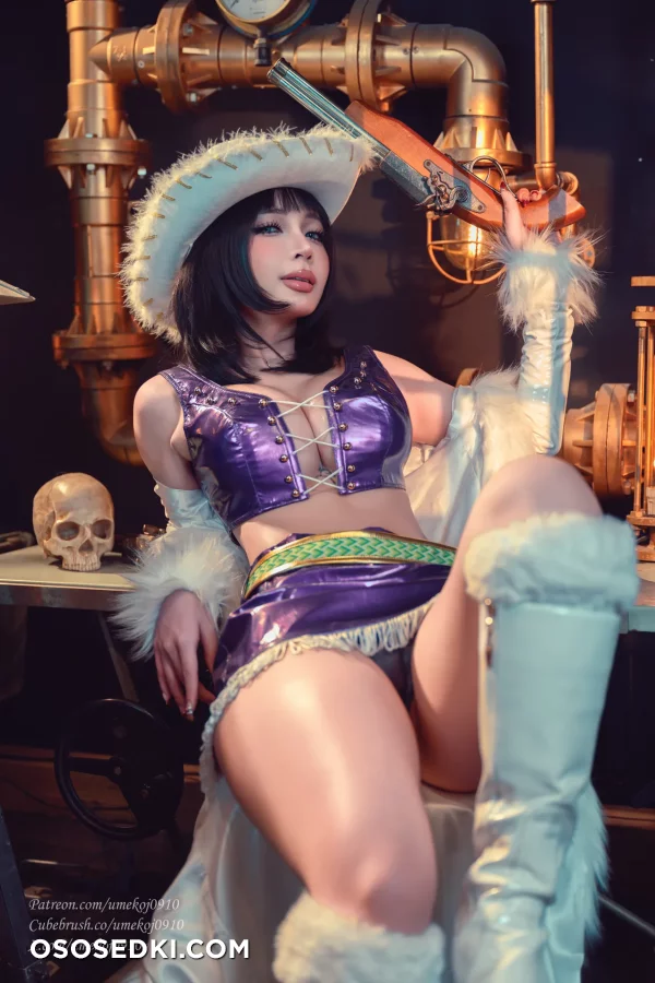 Umeko J - Nico Robin - One Piece - 38