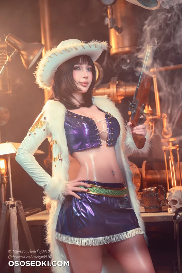 Umeko J - Nico Robin - One Piece - 8