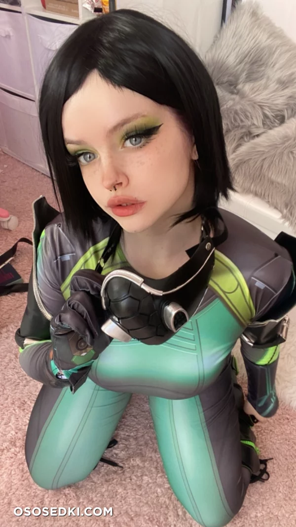 Sophie Snomster - Viper - Valorant - 15