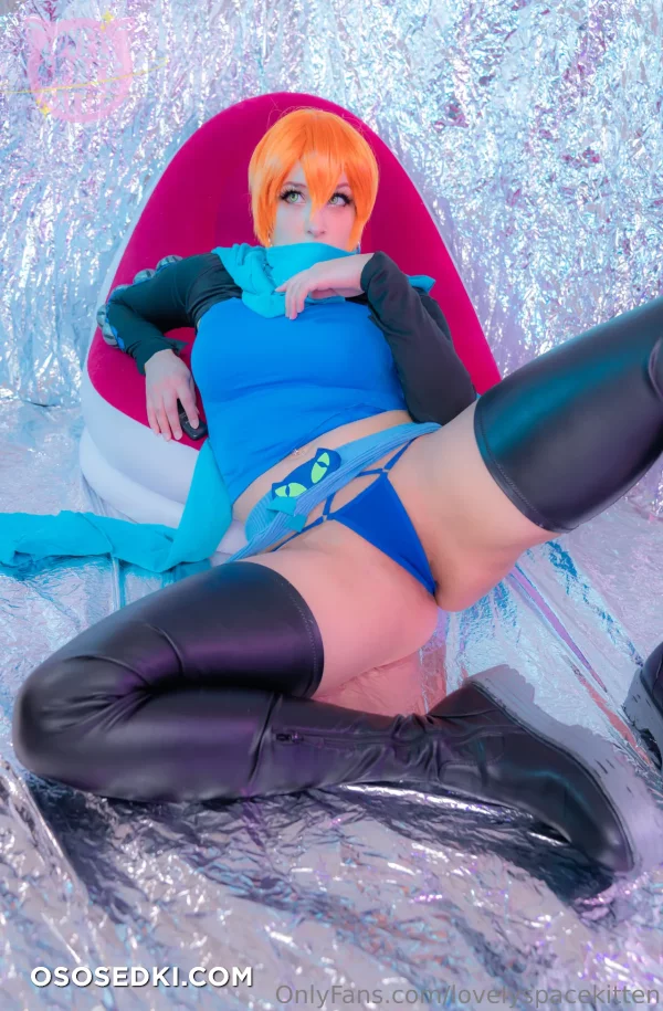 Lovelyspacekitten - Gwen Tennyson - Ben 10 - 17