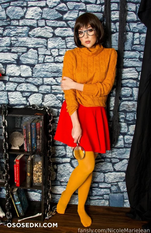 Nicole Marie Jean - Velma Dinkley - Scooby-doo - 1