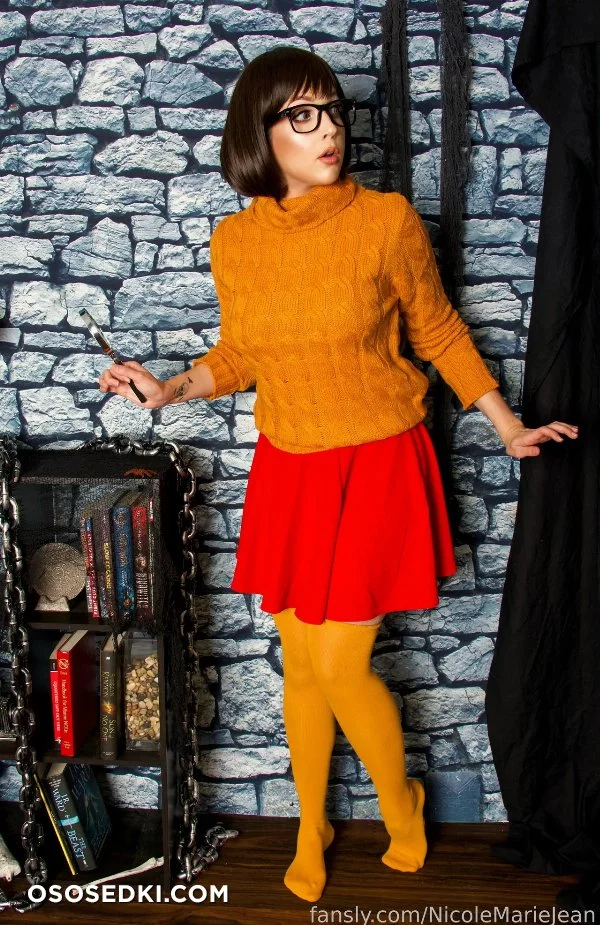 Nicole Marie Jean - Velma Dinkley - Scooby-doo - 2