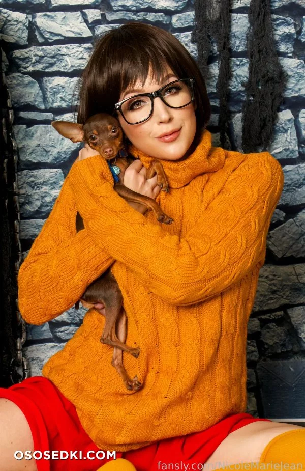 Nicole Marie Jean - Velma Dinkley - Scooby-doo - 8