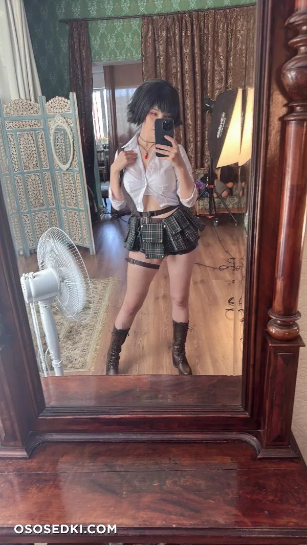 Helly Von Valentine  Disharmonica - Lady - Devil May Cry - 77