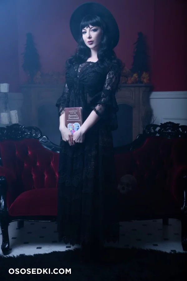 Ashlynne Dae - Lydia Deetz - Beetlejuice - 2