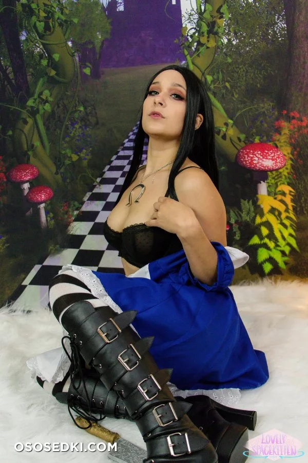 Lovelyspacekitten - Alice Liddell - American Mcgees Alice - 30