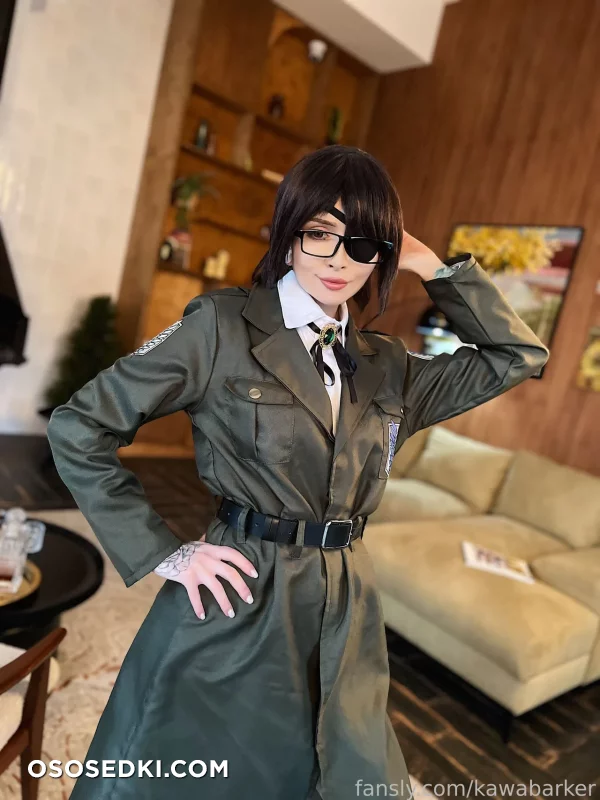 Zirael Rem - Hange Zoe - Shingeki No Kyojin  Attack On Titan - 3