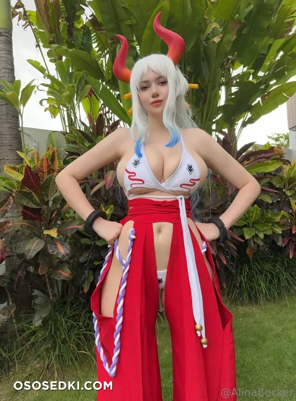 Alina Becker - Yamato - One Piece - 13