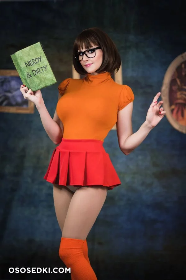 Angie Griffin - Velma Dinkley - Scooby-doo - 20