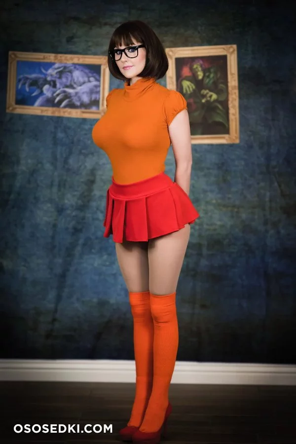 Angie Griffin - Velma Dinkley - Scooby-doo - 21