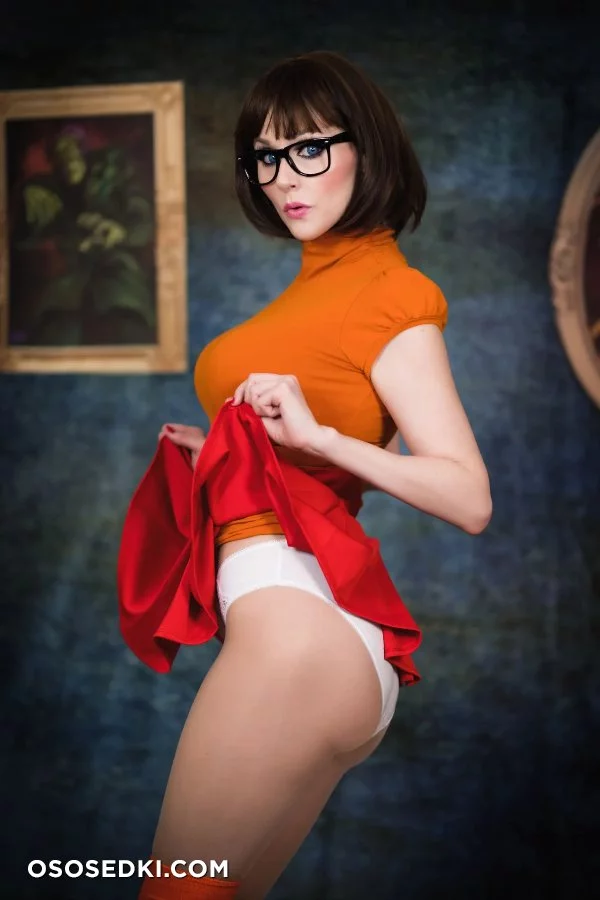Angie Griffin - Velma Dinkley - Scooby-doo - 23