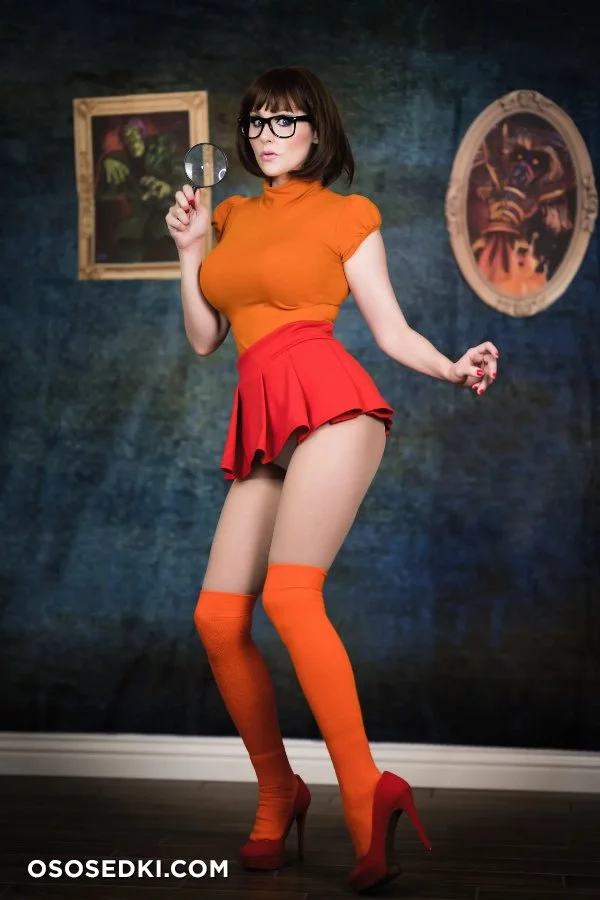 Angie Griffin - Velma Dinkley - Scooby-doo - 27