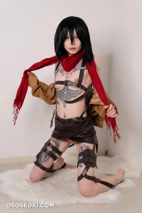 Karneli Bandi - Mikasa Ackerman - Shingeki No Kyojin  Attack On Titan - 18