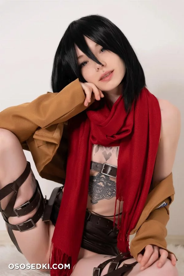 Karneli Bandi - Mikasa Ackerman - Shingeki No Kyojin  Attack On Titan - 29