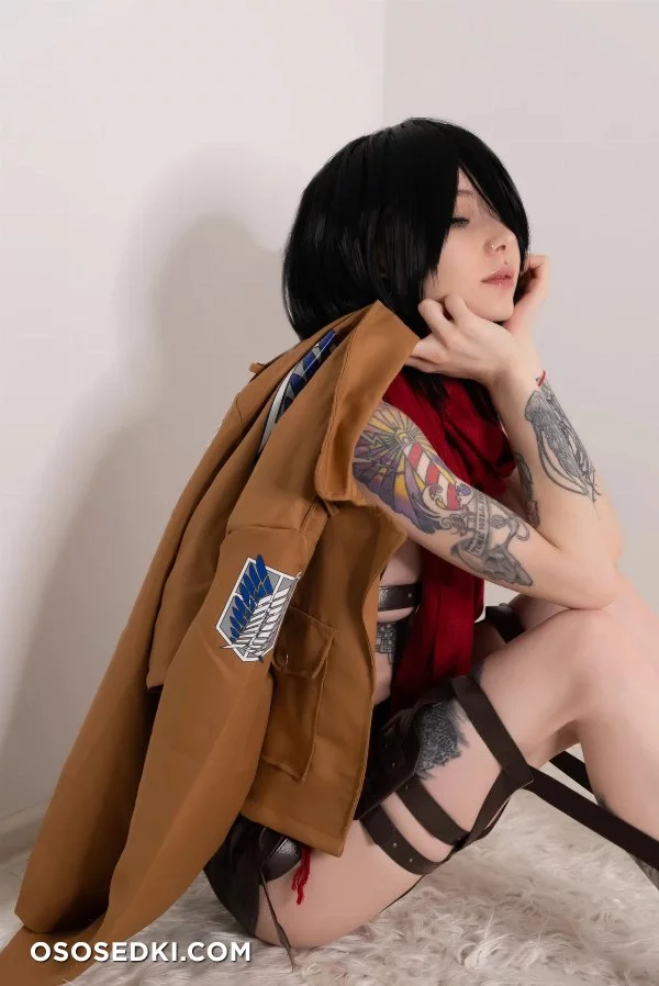 Karneli Bandi - Mikasa Ackerman - Shingeki No Kyojin  Attack On Titan - 40