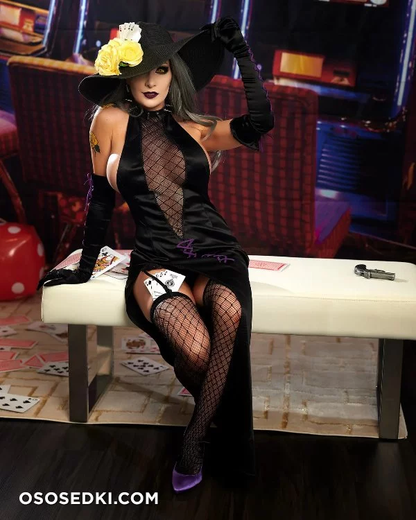 Kate Sarkissian - Sae Niijima - Persona 5 - 9