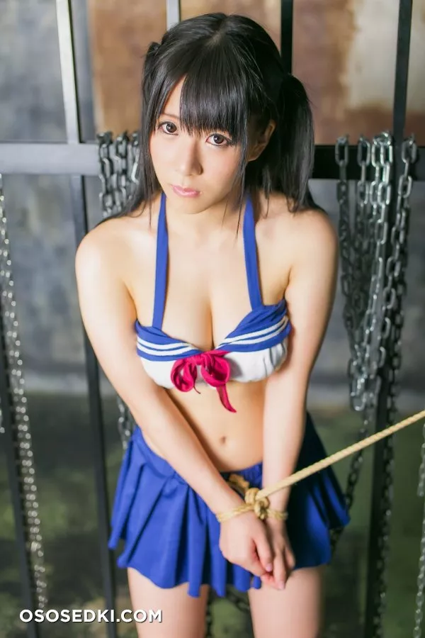 [Cosplay ROM] Amemiya Tomena - Captivity - 320