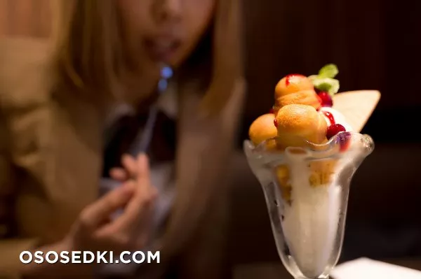 [Momoiro Reku]Kangoku gakuen romu 6 shinkon shoya + machi dēto - 205