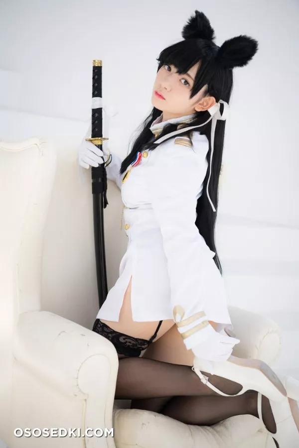 [尊みを感じて桜井] 愛宕お姉さんが本気でお熱いお仕置きしちゃおうかしら？ - 11