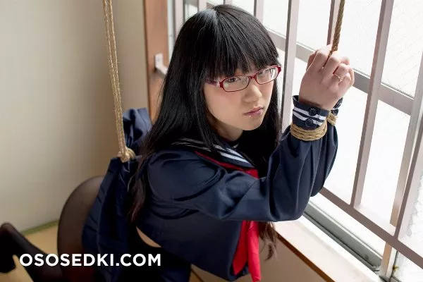 [Kitaeri] Eri Kitamura きたえりー 眼鏡っ娘を縄とかプチプチとかサランラップ で拘束してみた - 12