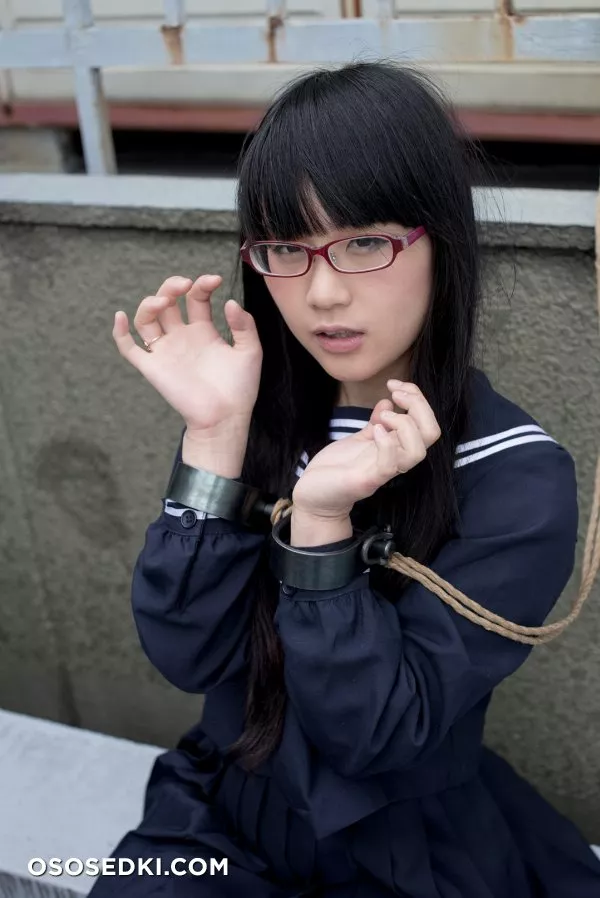 [Kitaeri] Eri Kitamura きたえりー 眼鏡っ娘を縄とかプチプチとかサランラップ で拘束してみた - 69