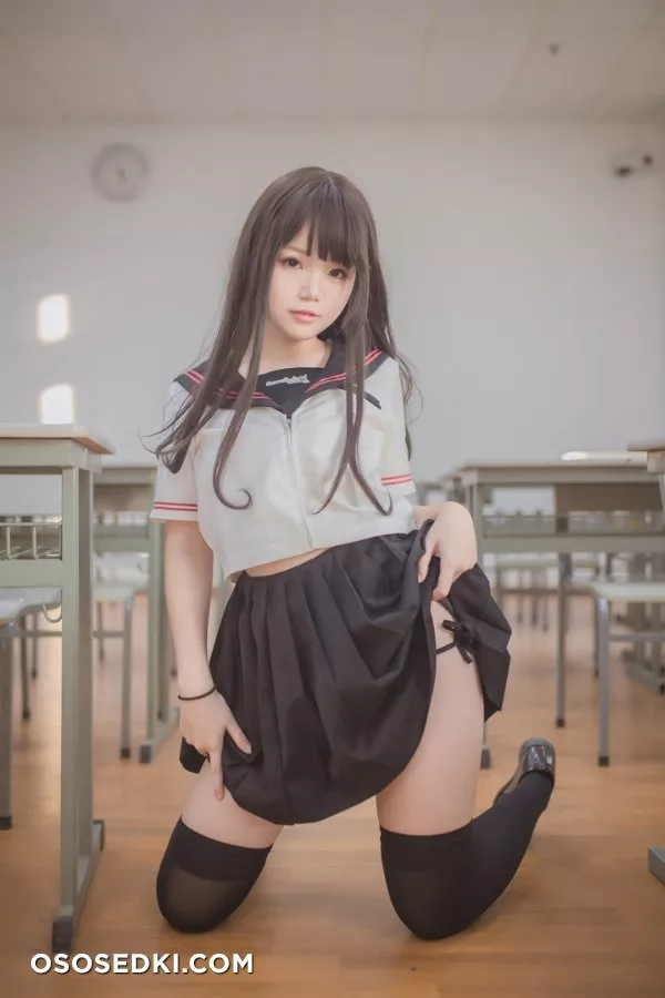 Yoko宅夏Cos - 黑丝JK - 36
