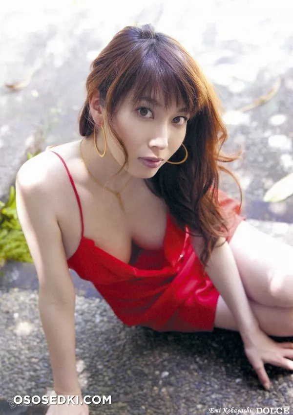 Kobayashi Emi - 26