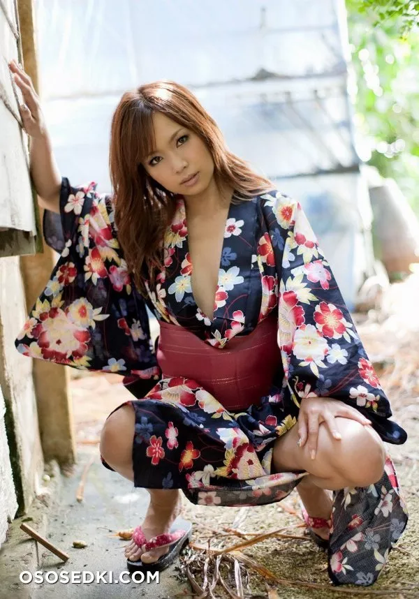 Akina - 30
