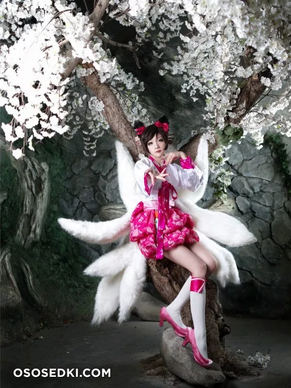 Dynasty Ahri (League of Legends) - 6