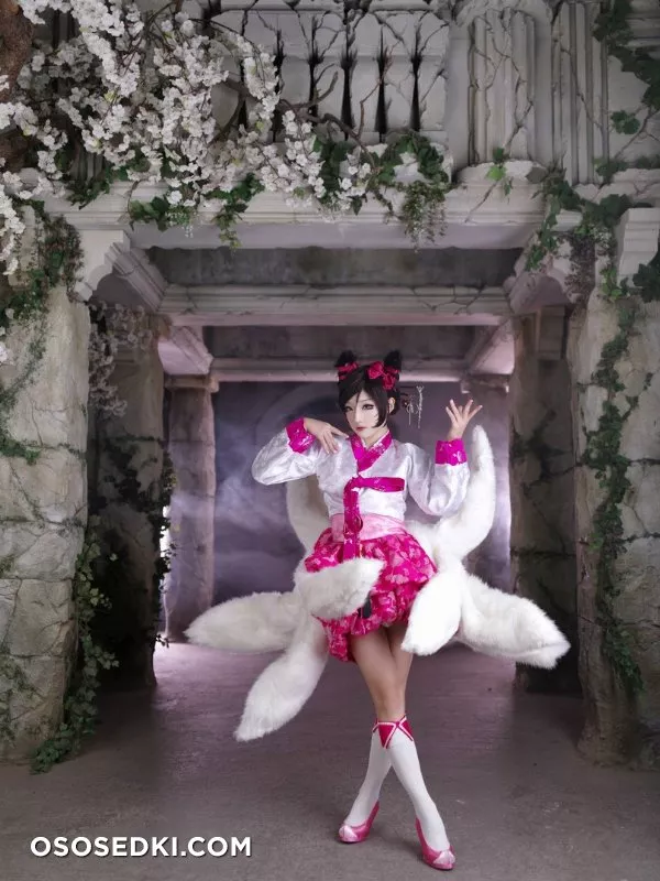 Dynasty Ahri (League of Legends) - 9