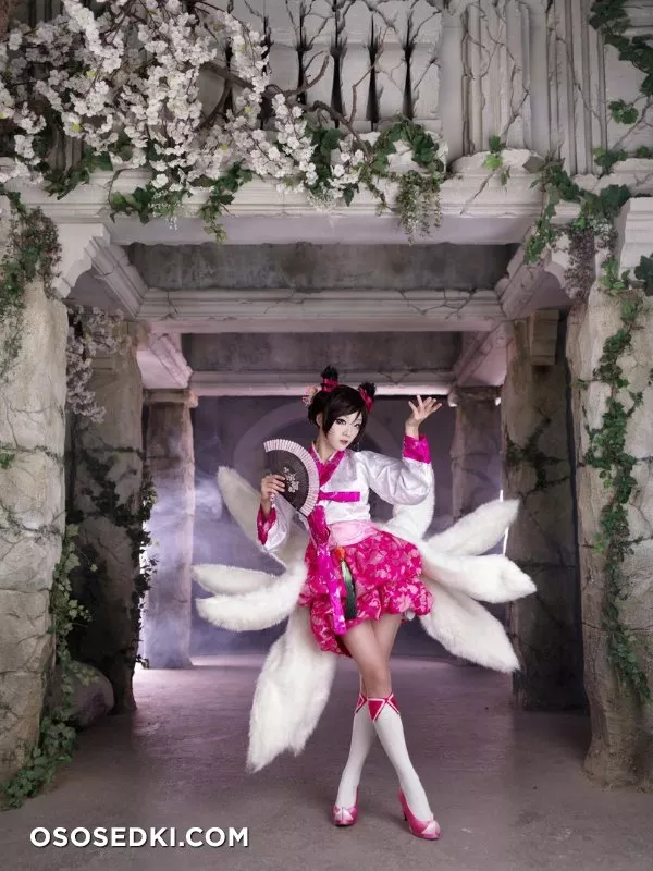 Dynasty Ahri (League of Legends) - 10