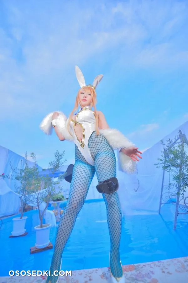ShootingStar's (SAKU) Royal Bunny - 28