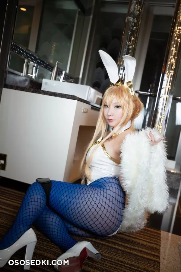 ShootingStar's (SAKU) Royal Bunny - 142