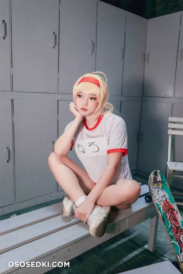 Messie Huang - Nero - 1