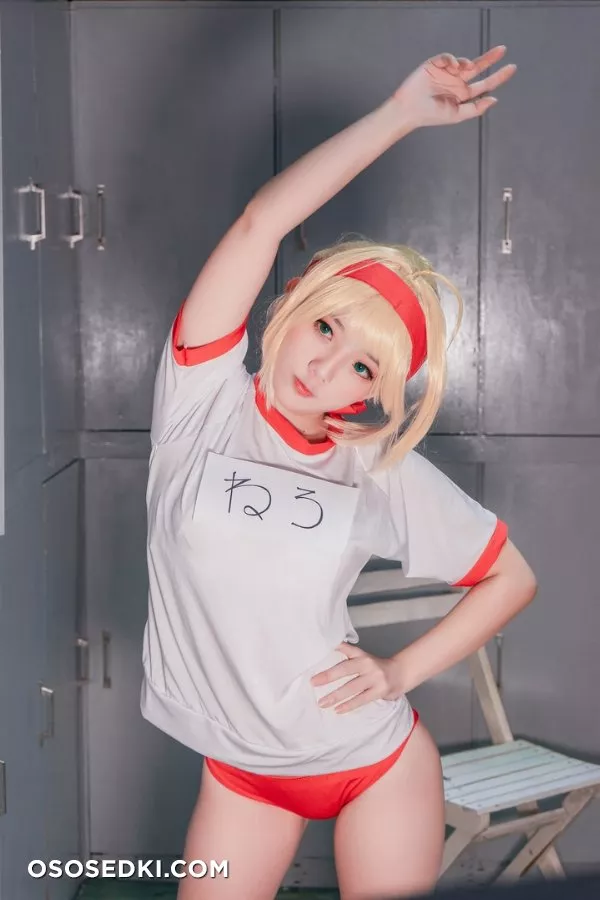 Messie Huang - Nero - 11