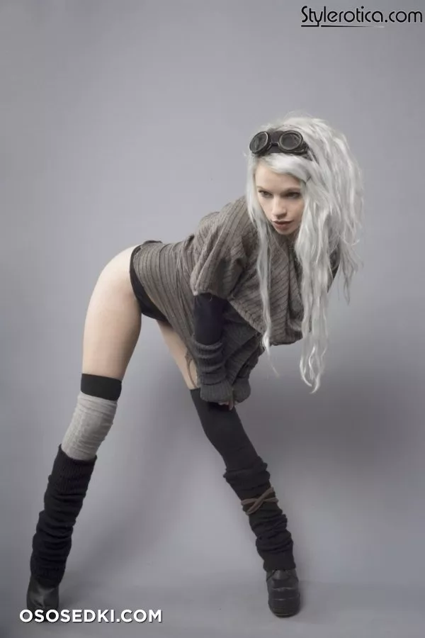 RIN (Katrina Wilkinson) - 877