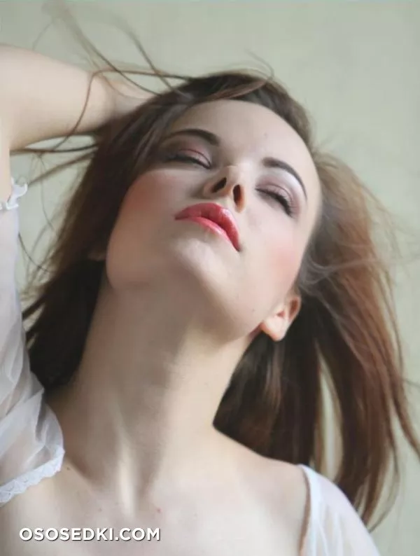 Elizabeth Marxs - 8