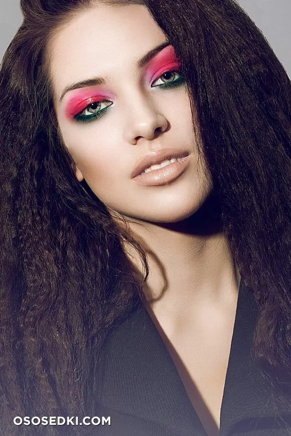 Dasha Dereviankina - 60